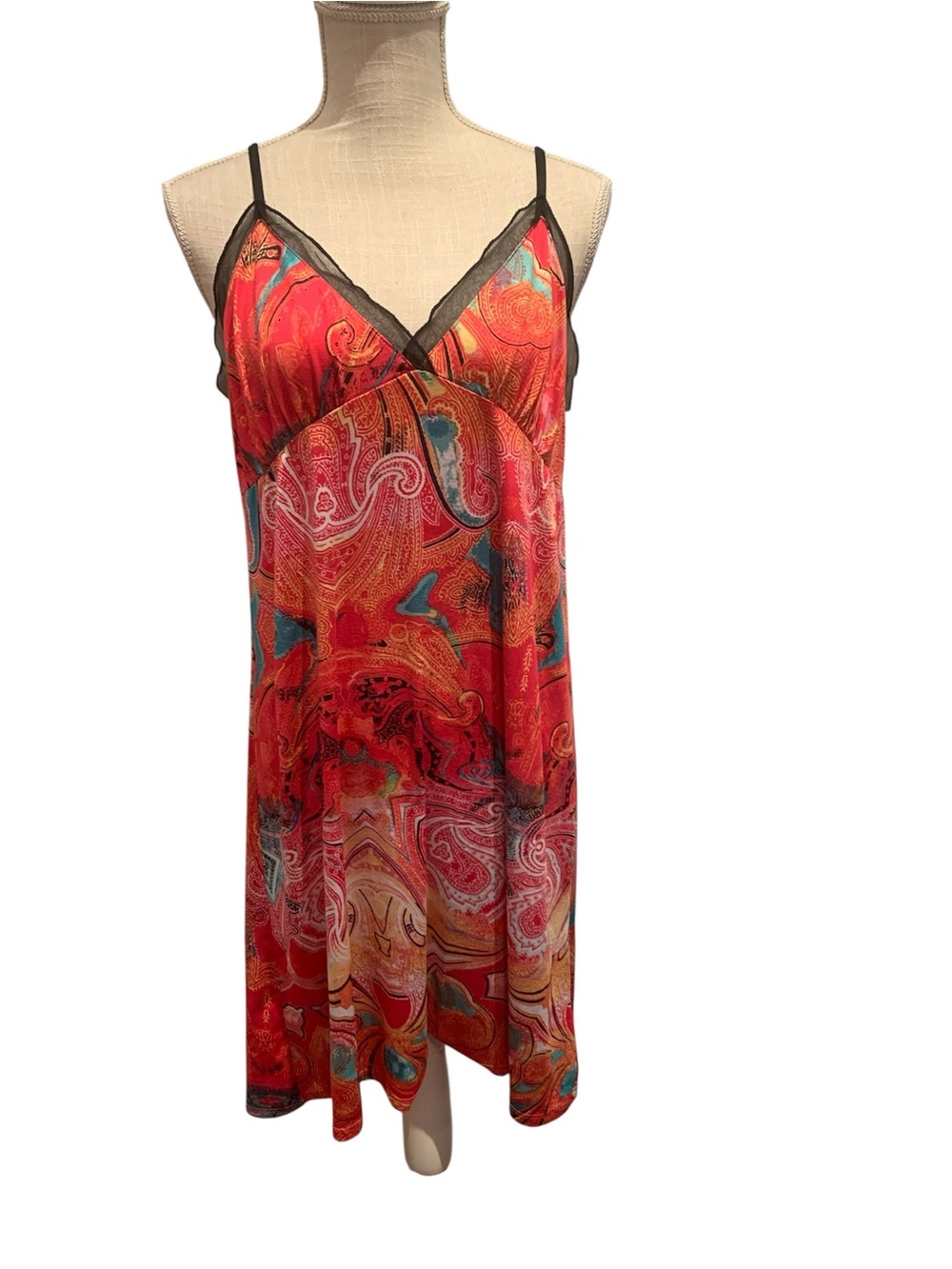 🌸NICOLE MILLER🌸VIBRANT MULTI-COLOR CHEMISE SLIP.